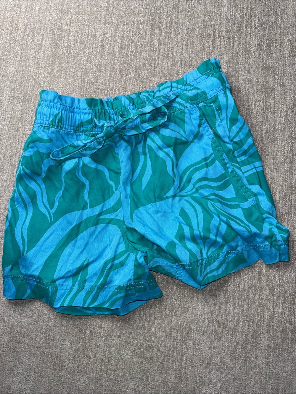 NWOT Nicole Miller New York Blue Green Printed Lyocell Shorts Women’s XS